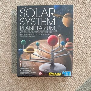 4M Kidz Labs Solar System Planetarium Toy - Multicolor